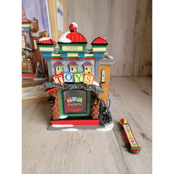 Dept 56 4035577 Toy Town toys snow village accessory Xmas - Picture 1 of 9